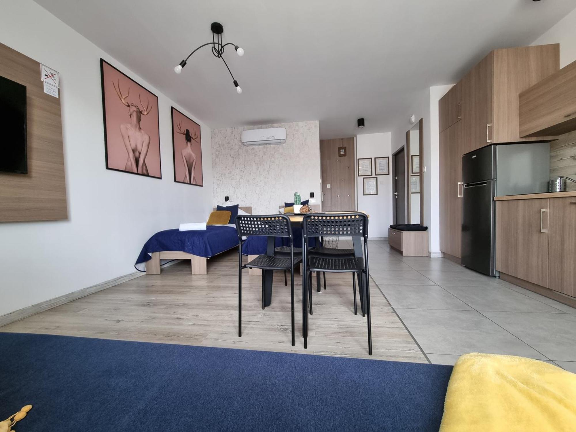 Q Apart Amber - Studio, Manufaktura, Klimatyzacja I Garaz Gratis, Netflix, Fv, Gwarancja Zadowolenia Łódź Exterior foto